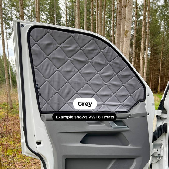 VW T6.1 Transporter (ab 2019) Sitzbezug [Fahrersitz] mit Armlehne [Art –  DriveDressy