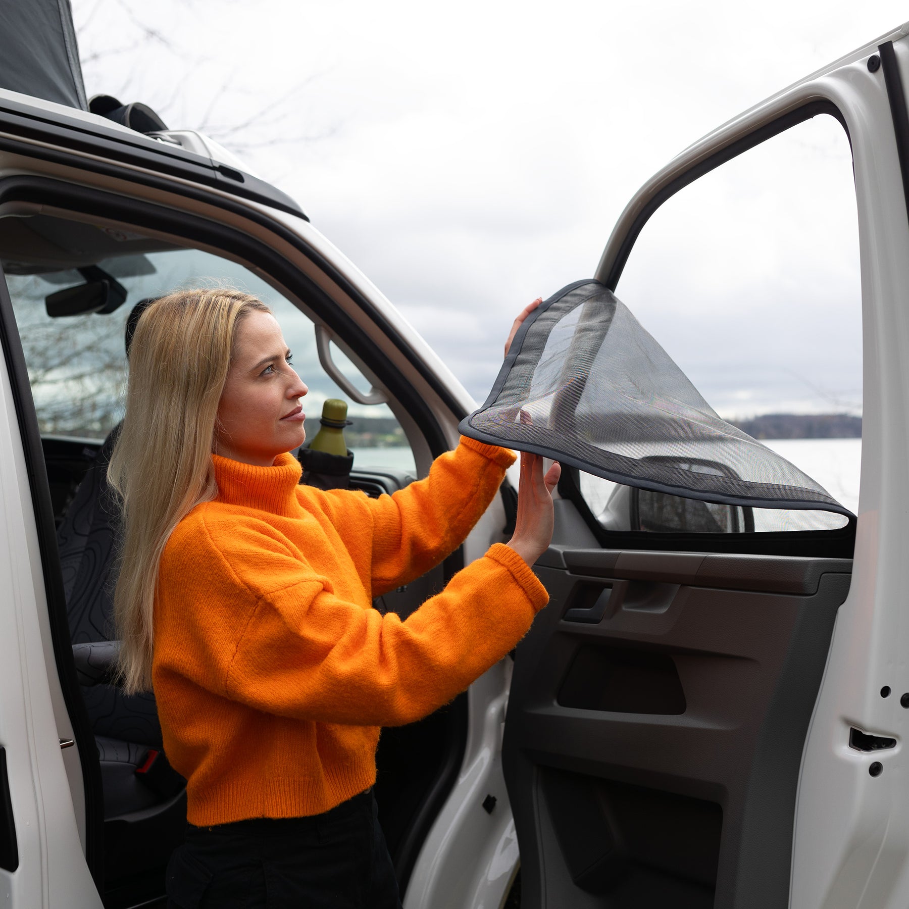 Magnetic mosquito nets cockpit Mercedes Sprinter (from 2018)