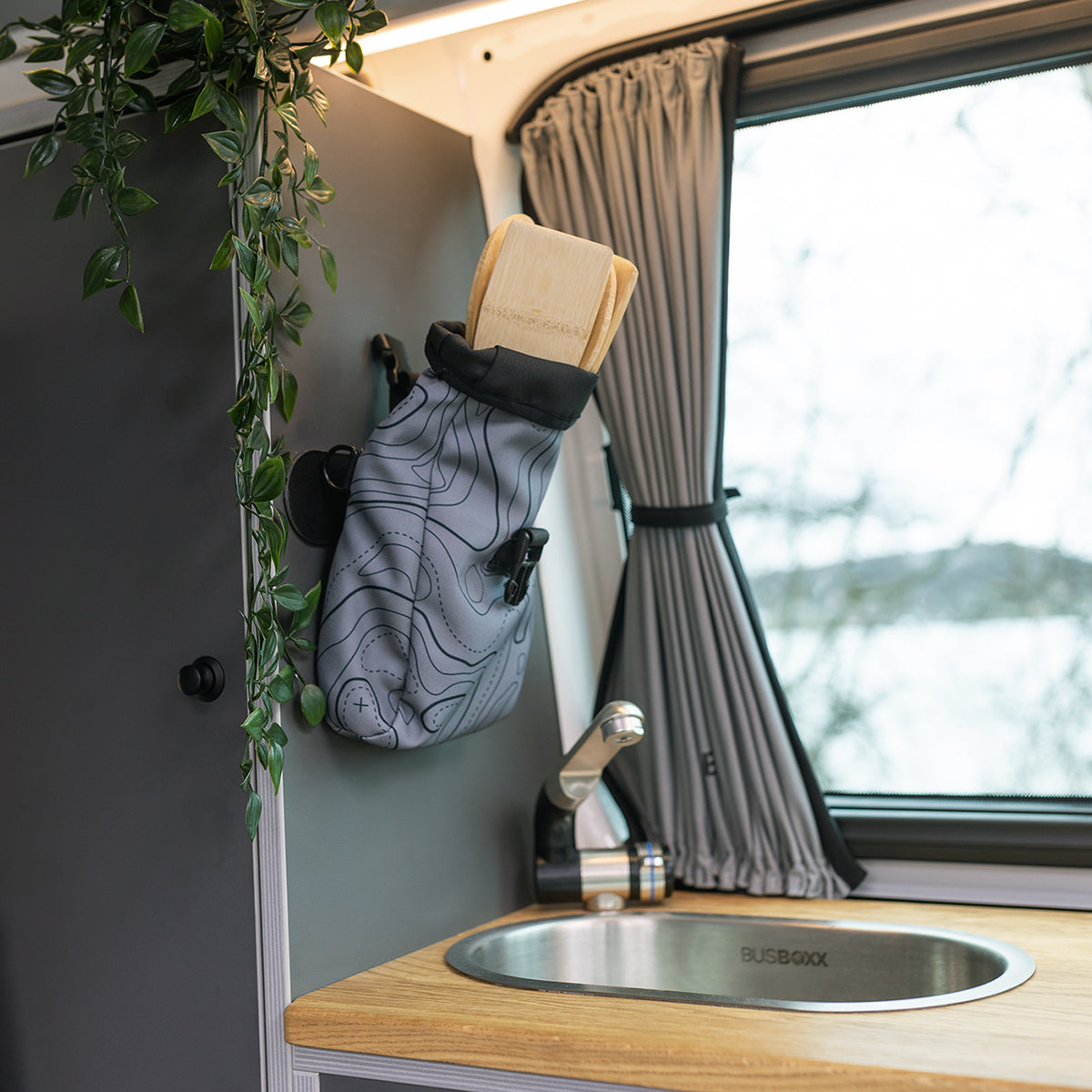 Barre métallique silwy® pour pochette magnétique